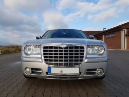 Chrysler 300c Touring 3l CRD